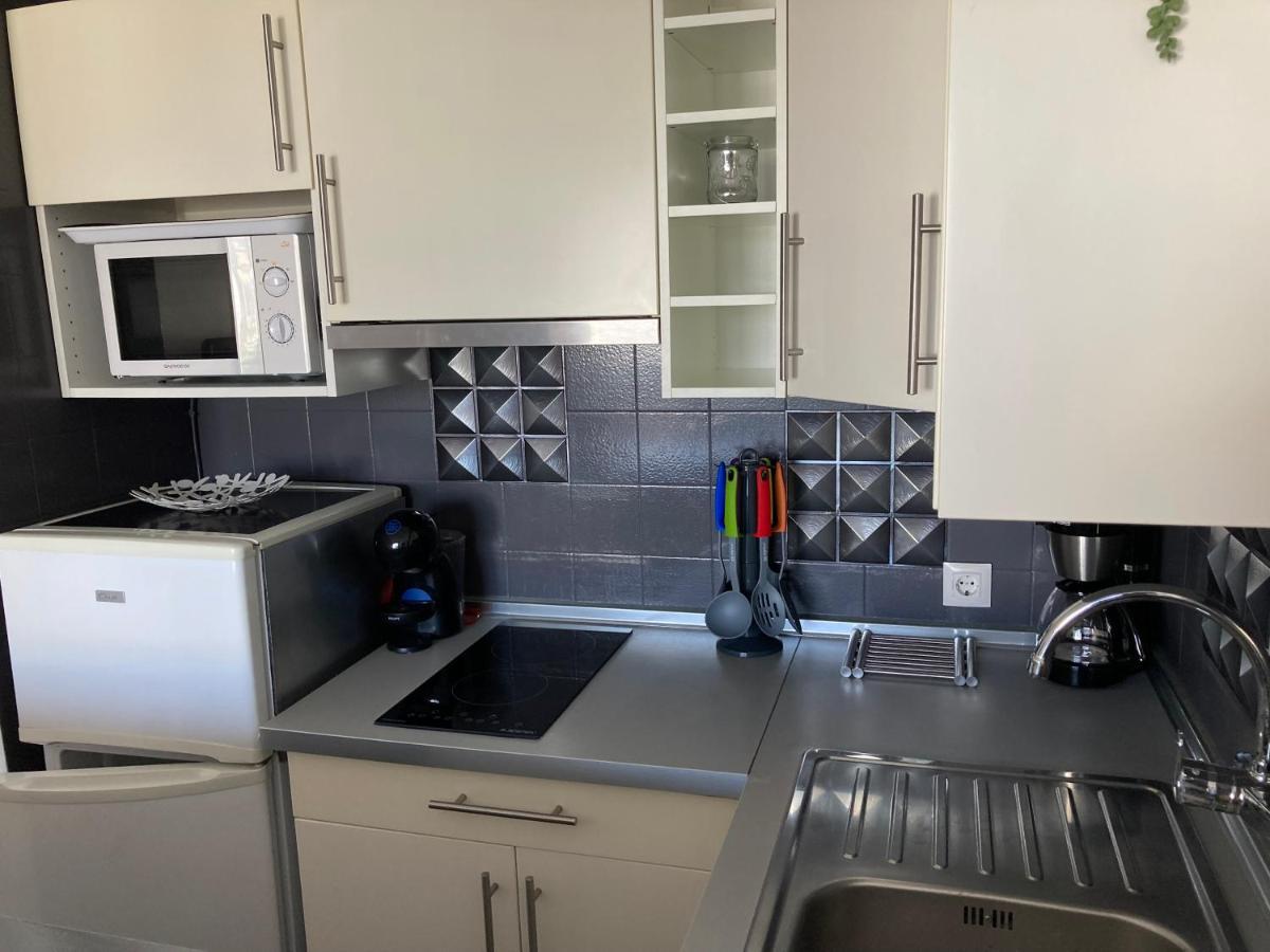 Tres Bel Appartement Entierement Renove Емпуриабрава Екстериор снимка
